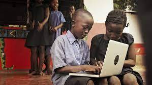 kids on computer